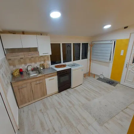 Djurdjevak Apartament *